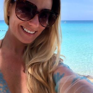 Meet your Posher, María